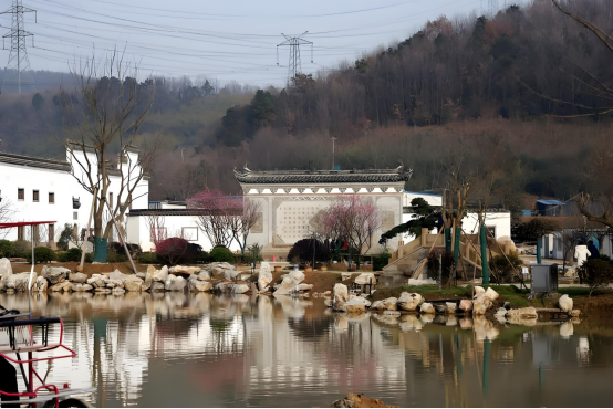 傅家边山凹村