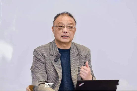 南京大学国际关系学院朱锋教授